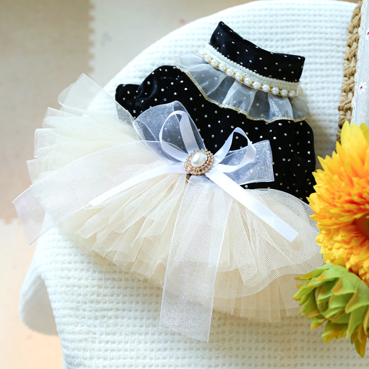 Dog Tutu Wedding Dress, Autumn And Winter New Puppy Gauze Skirt, Bowknot Princess Style Pet Clothes For Small Dogs