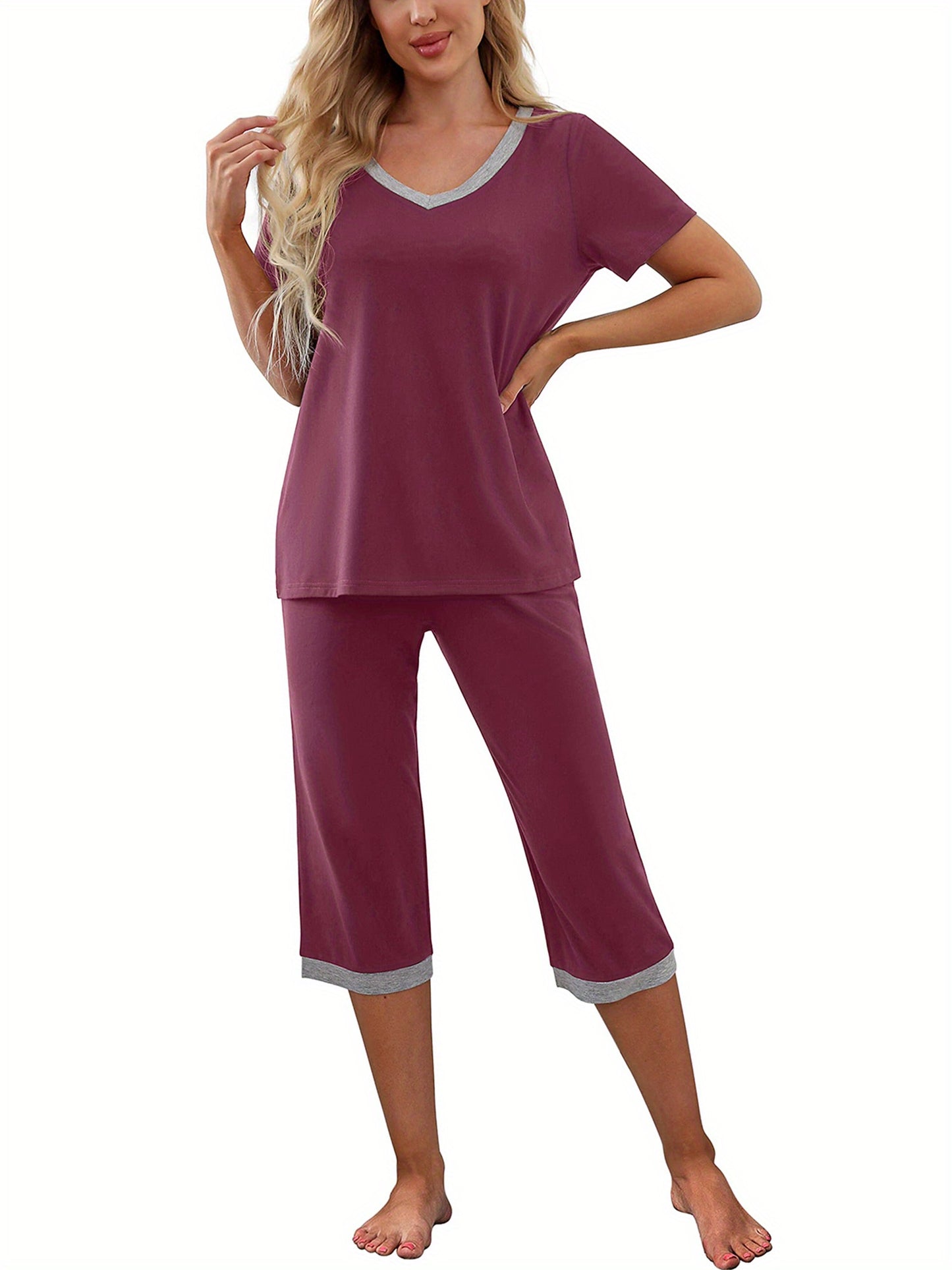 Women's Pajama Set Short Sleeve V Neck T-shirt and Capri Pants Sleepwear Contrast Color/Floral/Leopard Lounge Suits