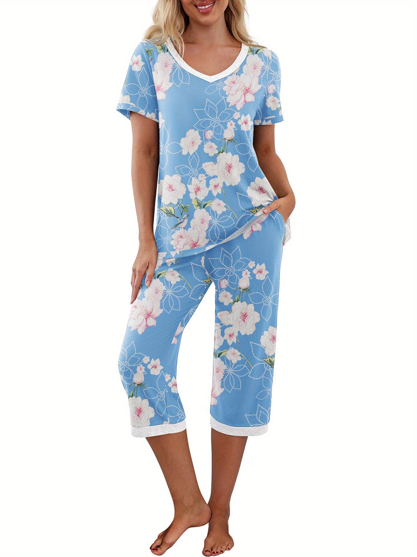 Women's Pajama Set Short Sleeve V Neck T-shirt and Capri Pants Sleepwear Contrast Color/Floral/Leopard Lounge Suits