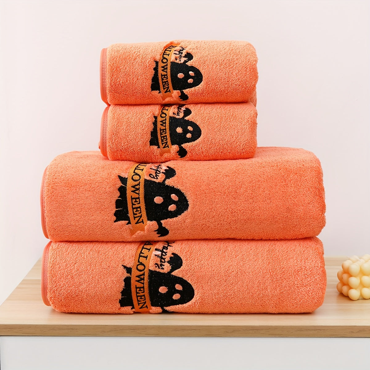 Halloween embroidered towels set