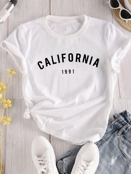 1991 California Retro Print Graphic Tee -Soft CrewNeck Women Short Sleeve T-Shirt - Summer Perfect Casual Style Vintage Clothing