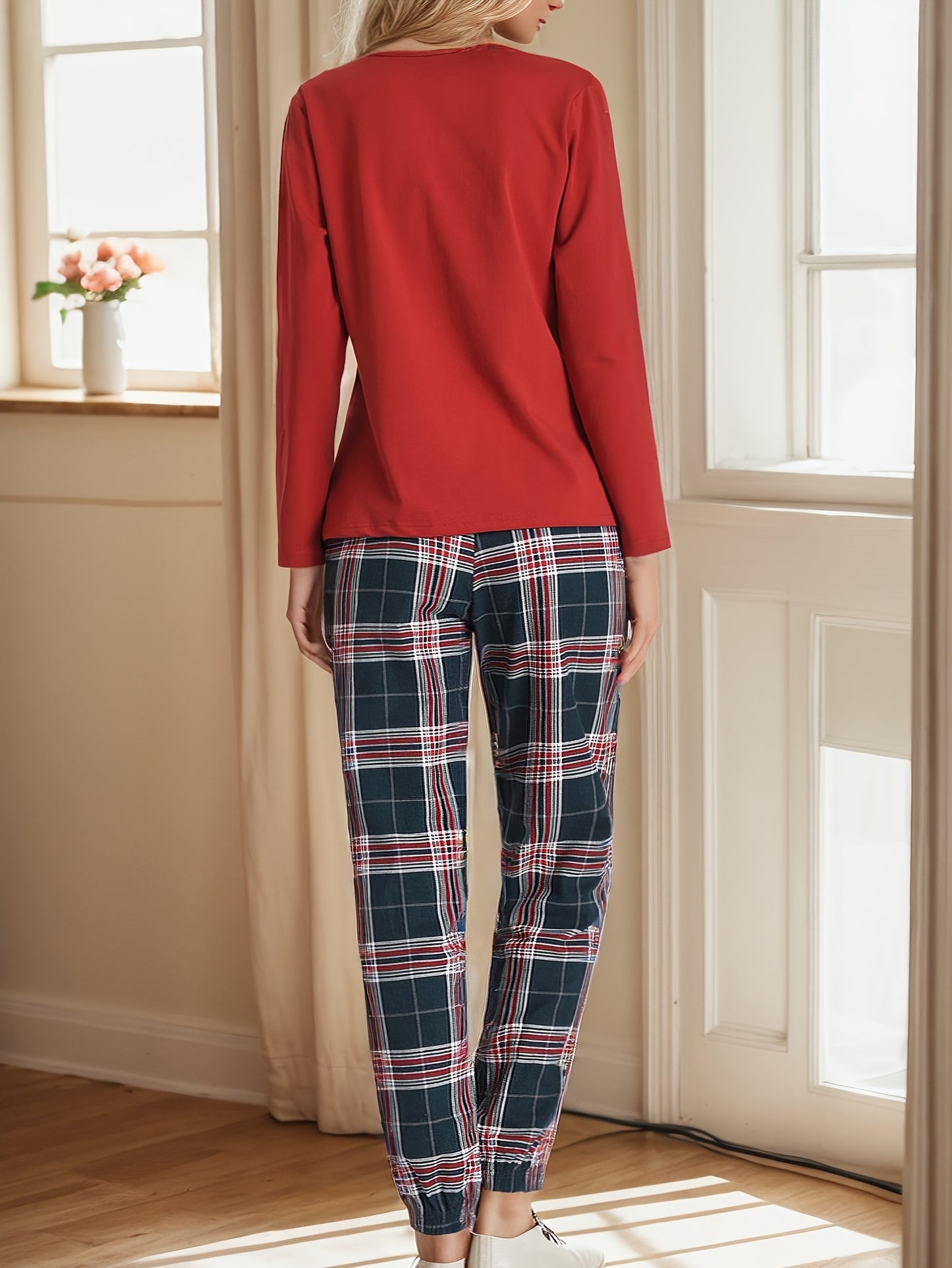 Women's Long Sleeve Solid Top And Plaid Pajama Pants Set, Elegant Cozy Sleepwear Set For Fall & Winter