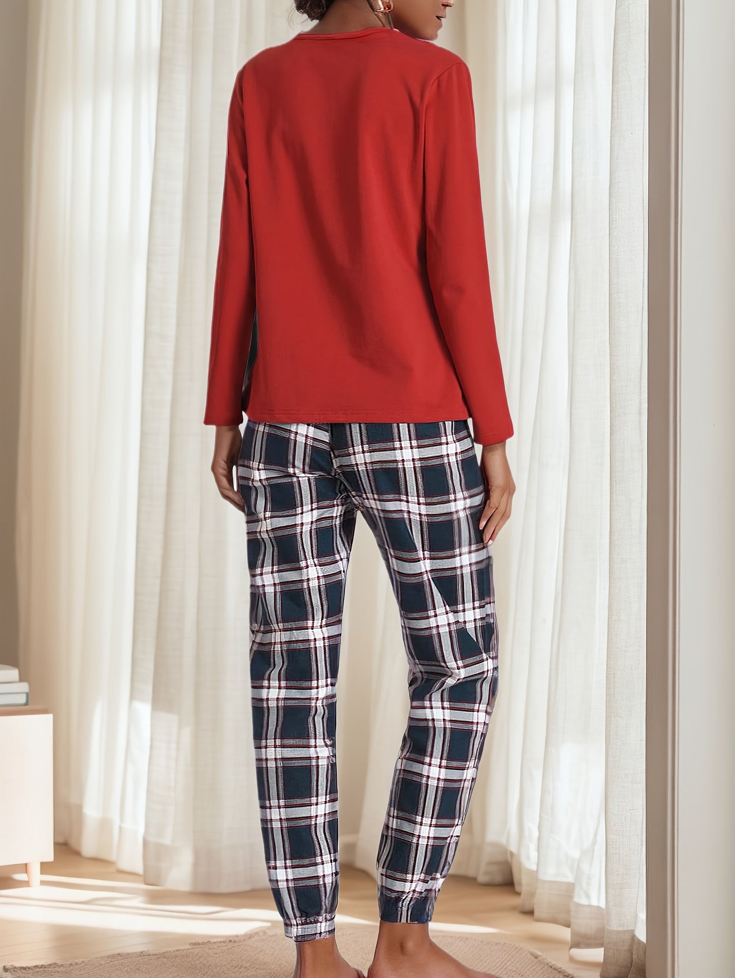 Women's Long Sleeve Solid Top And Plaid Pajama Pants Set, Elegant Cozy Sleepwear Set For Fall & Winter