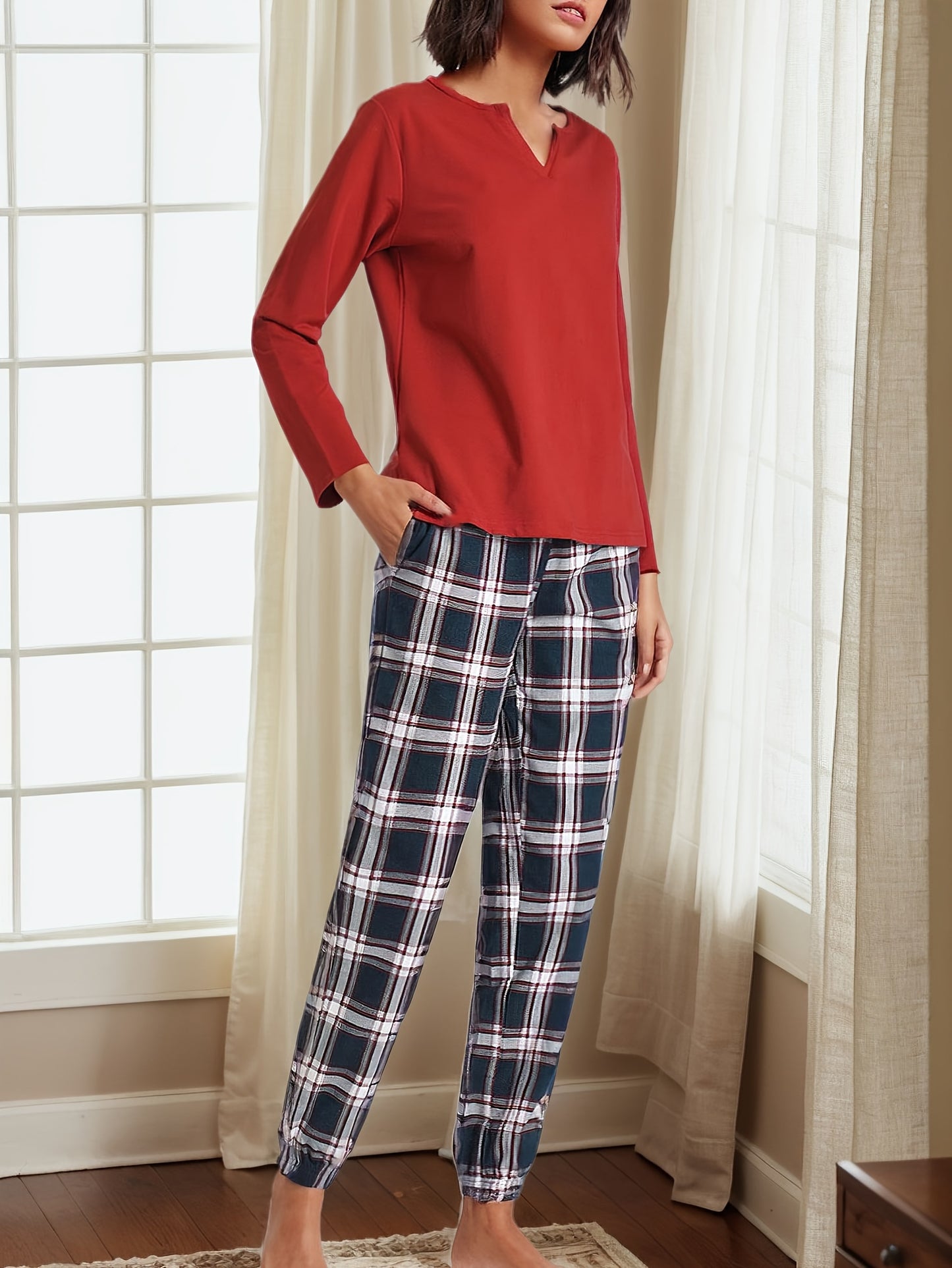 Women's Long Sleeve Solid Top And Plaid Pajama Pants Set, Elegant Cozy Sleepwear Set For Fall & Winter