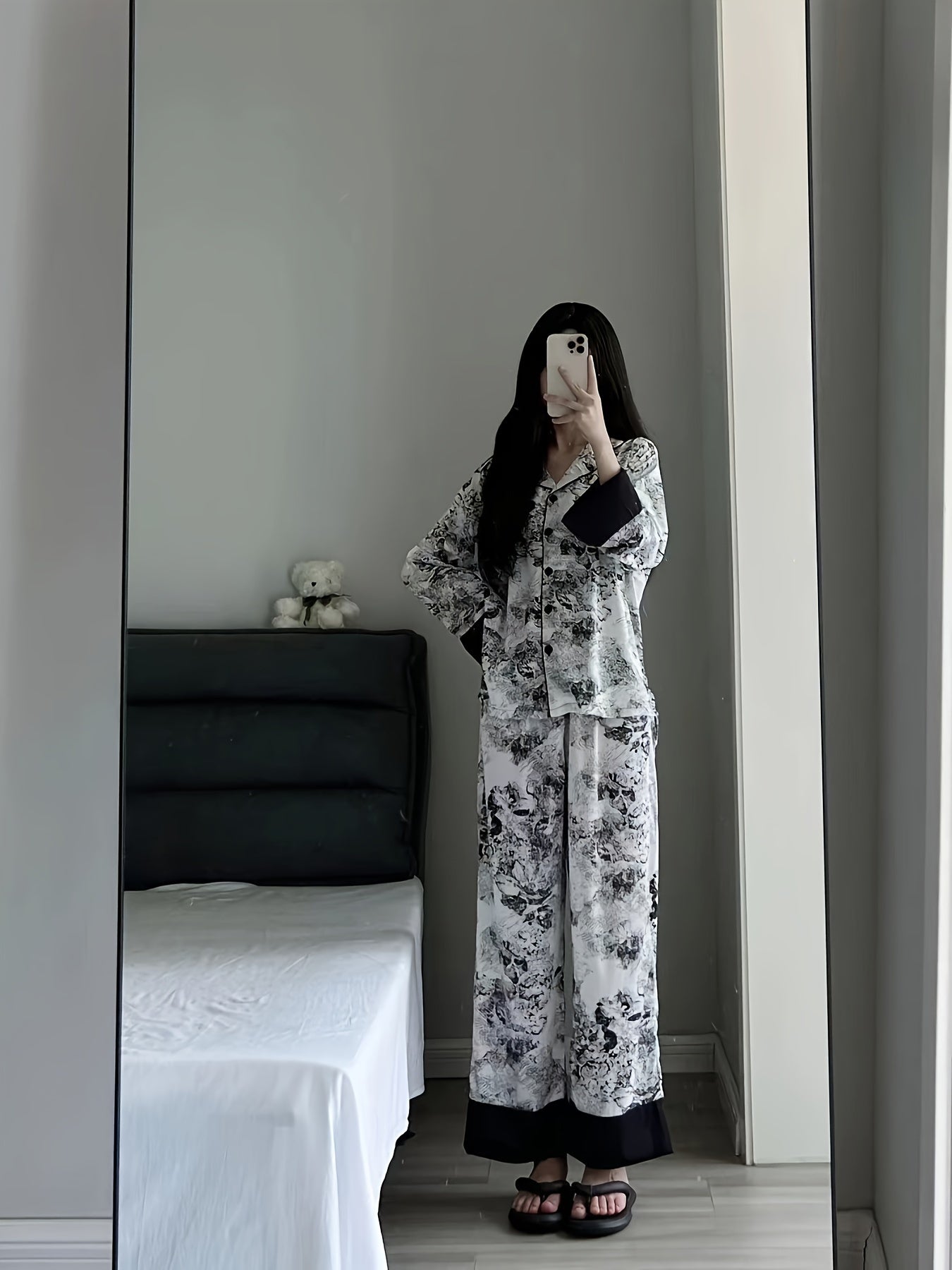 Women's Ink Painting Print Elegant Colorblock Pajama Set, Long Sleeve Buttons Lapel Top & Pants, Comfortable Relaxed Fit For Fall