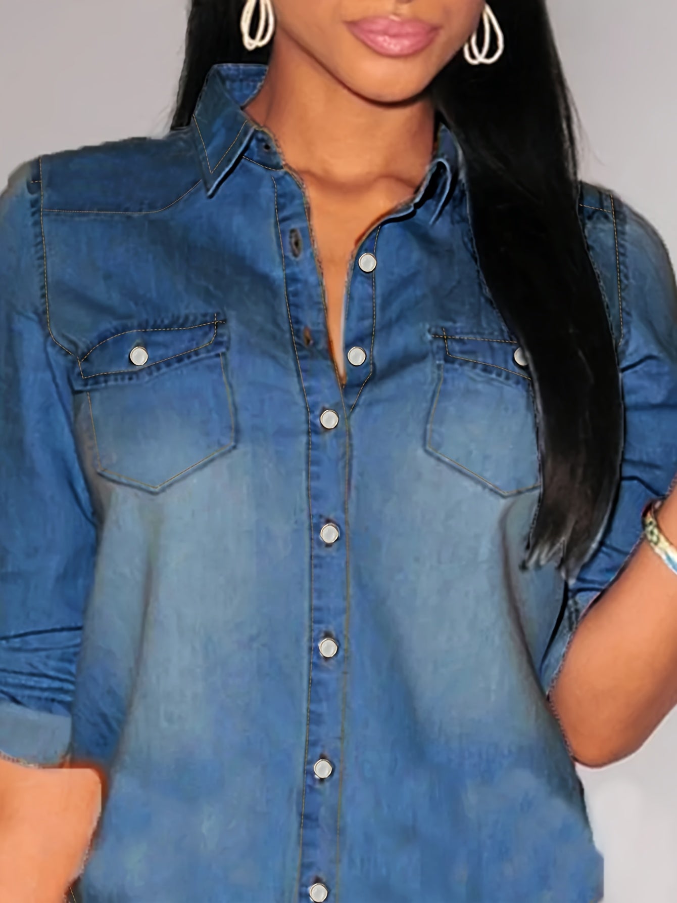 Women's Casual Button-Down Denim Shirt, Long Sleeve, Classic Collar, Versatile Jean Top for Everyday Wear